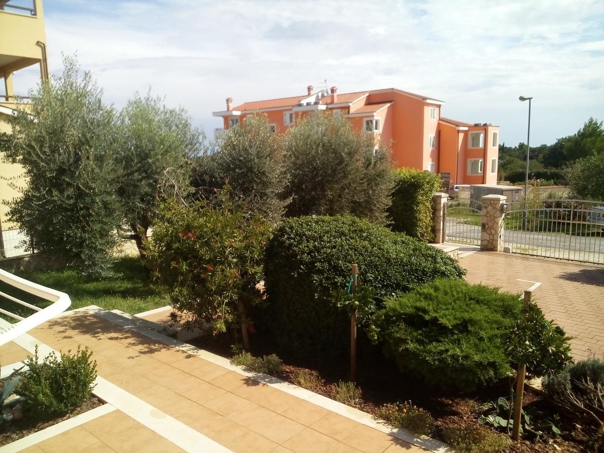 Apartments Villa Fernetich Premantura Εξωτερικό φωτογραφία